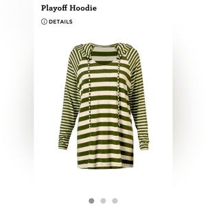 Cabi Playoff Hoodie (M)